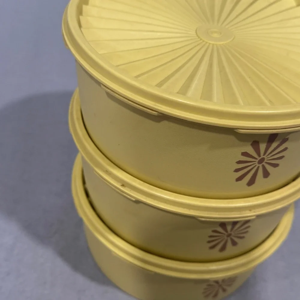 Tupperware vintage servalier